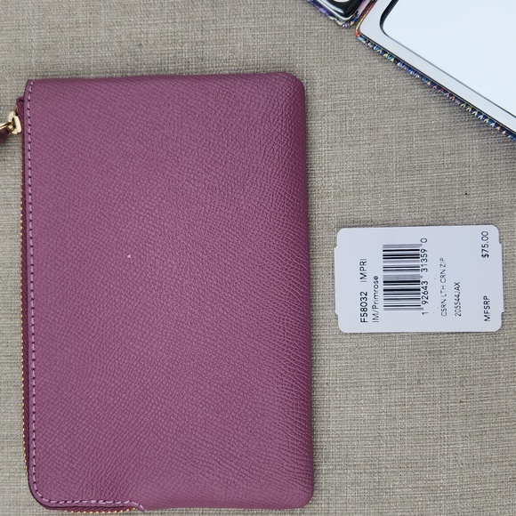 Coach Mauve/Lilac Wristlet with Gold Accents NWT & BOHO Print MIRROR - Picture 6 of 11